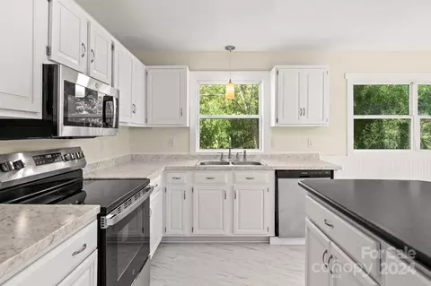Kitchen - 71 Cedar St, Canton, NC 28716 photo 5 of 5