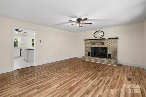 Living - 71 Cedar St, Canton, NC 28716 photo 1 of 4