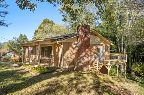 Exterior - 71 Cedar St, Canton, NC 28716 photo 3 of 11