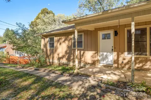 Exterior - 71 Cedar St, Canton, NC 28716 photo 4 of 11