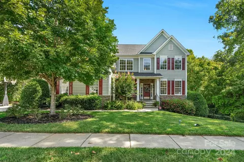 3003 Taviston Dr, Waxhaw, NC 28173