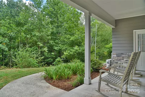1 Wallington Ct, Flat Rock, NC 28731 photo 3