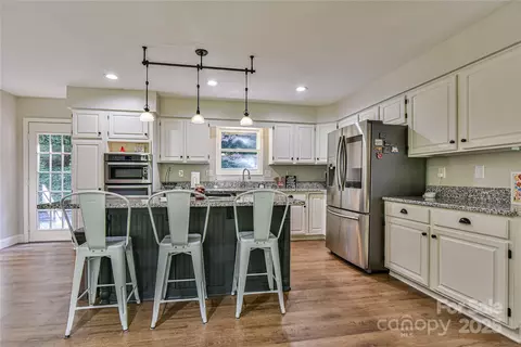 1 Wallington Ct, Flat Rock, NC 28731 photo 8