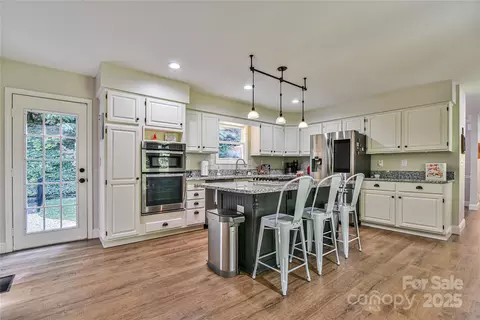 1 Wallington Ct, Flat Rock, NC 28731 photo 7