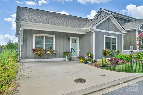 85 Wheeler Rd, Weaverville, NC 28787