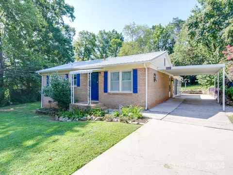 3531 Chapelwood Dr, Gastonia, NC 28052