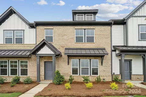 8610 Miles Gap Dr, Indian Land, SC 29707