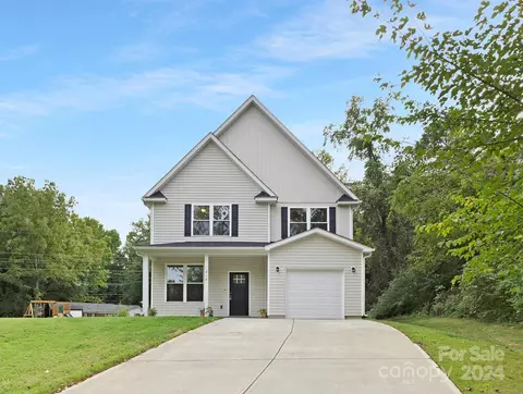 216 Shenandoah Cir, Charlotte, NC 28215