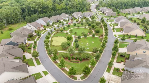 View/Area - 3008 Arches Bluff Cir, Lancaster, SC 29720 photo 2 of 10