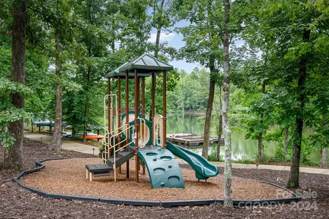 View/Area - 3008 Arches Bluff Cir, Lancaster, SC 29720 photo 10 of 10
