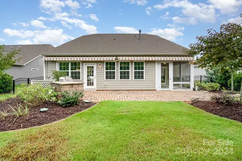 Exterior - 3008 Arches Bluff Cir, Lancaster, SC 29720 photo 4 of 10