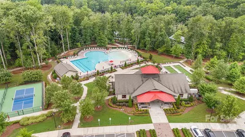 View/Area - 3008 Arches Bluff Cir, Lancaster, SC 29720 photo 4 of 10
