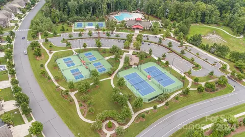 View/Area - 3008 Arches Bluff Cir, Lancaster, SC 29720 photo 3 of 10
