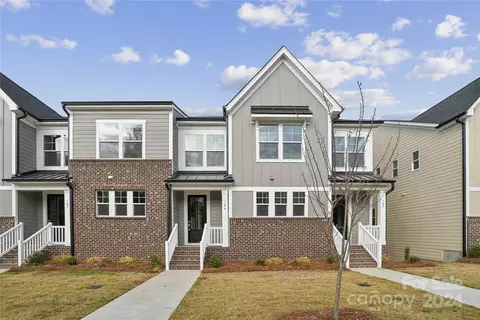 114 Glencoe 104 Ln #104, Mooresville, NC 28117