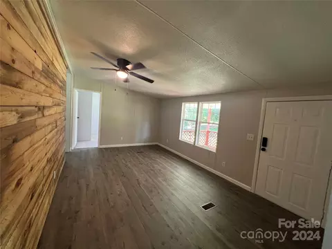 2038 Jay Clark Rd, Morganton, NC 28655 photo 9