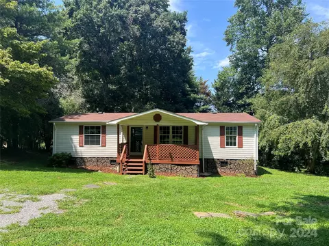 2038 Jay Clark Rd, Morganton, NC 28655 photo 2
