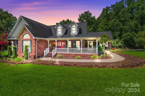 44705 Fish Camp Rd, New London, NC 28127