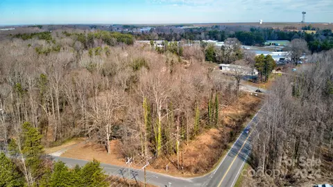 109 Lost Tree Ln, Mooresville, NC 28115
