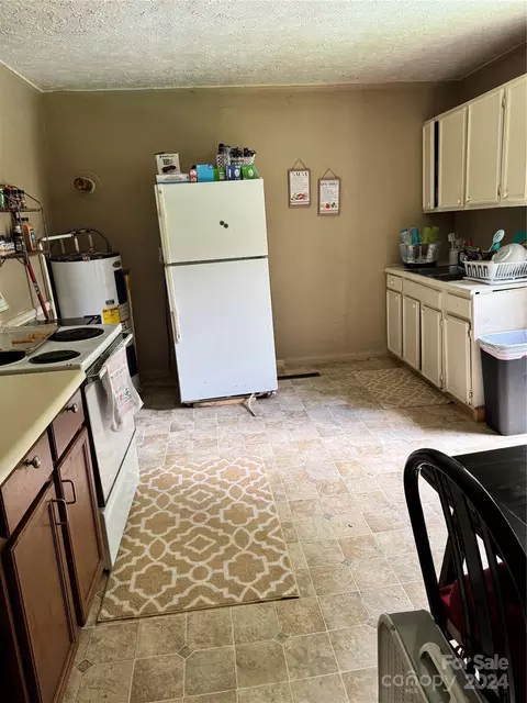 111 8th St, Spencer, NC 28159 photo 3