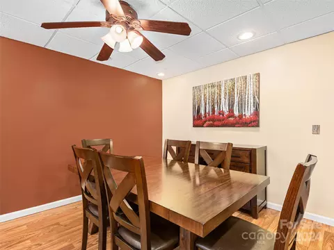 584 Oak Ridge Dr, Clyde, NC 28721 photo 25
