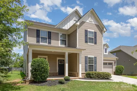 12625 Heritage Vista Dr, Huntersville, NC 28078