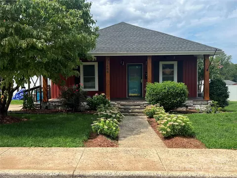 2606 Boundary St, Belmont, NC 28012