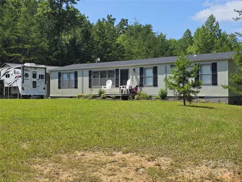 680 Boland Dr, Lake Lure, NC 28746