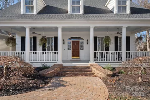 170 Old Post Rd, Mooresville, NC 28117