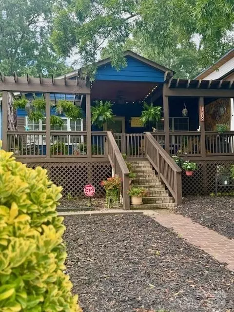 1309 Kennon St, Charlotte, NC 28205