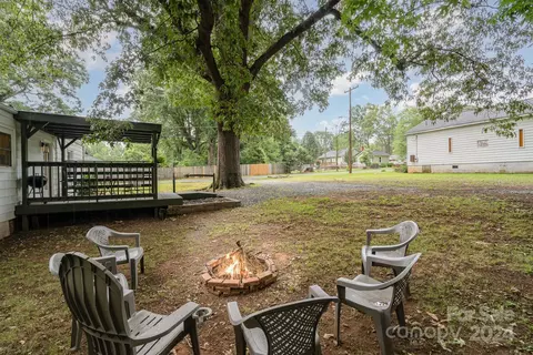 Exterior - 520 Craig St, Monroe, NC 28112 photo 5 of 6