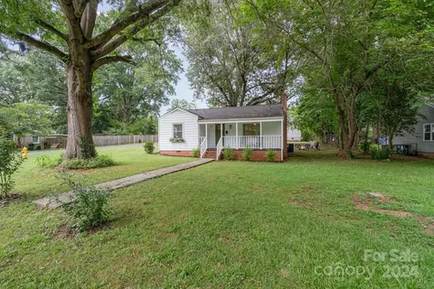 Exterior - 520 Craig St, Monroe, NC 28112 photo 6 of 6