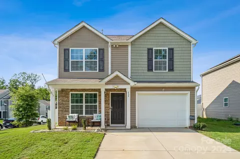 432 Elmwood Pond Ct, Charlotte, NC 28214