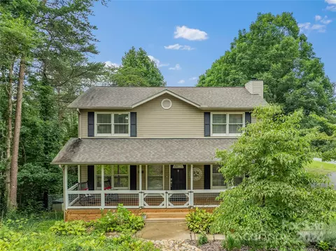 253 Old Gibbs Rd, Weaverville, NC 28787