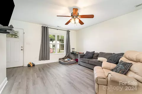 232 Cabarrus E Ave E, Concord, NC 28025 photo 5