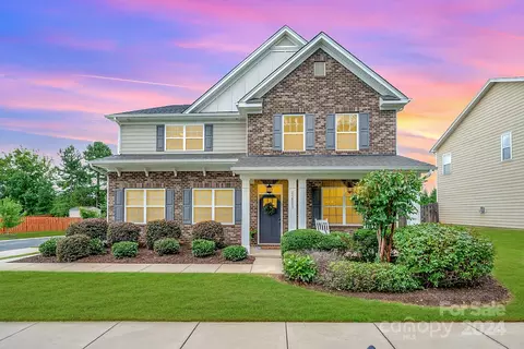 15803 Foreleigh Rd, Huntersville, NC 28078