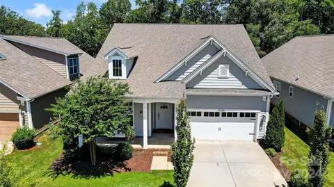 5028 Lydney Cir, Waxhaw, NC 28173