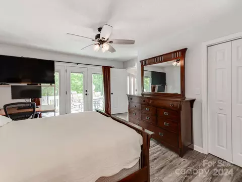 Bedroom - 2316 Lake Rd, Ridgeway, SC 29130 photo 5 of 9