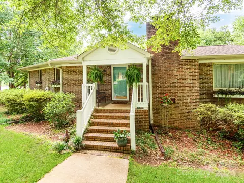 Exterior - 2316 Lake Rd, Ridgeway, SC 29130 photo 4 of 11