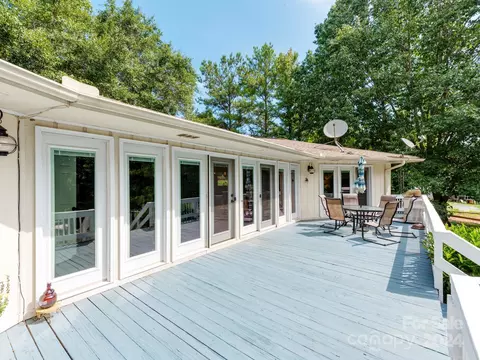 Exterior - 2316 Lake Rd, Ridgeway, SC 29130 photo 11 of 11