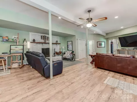 Living - 2316 Lake Rd, Ridgeway, SC 29130 photo 4 of 7