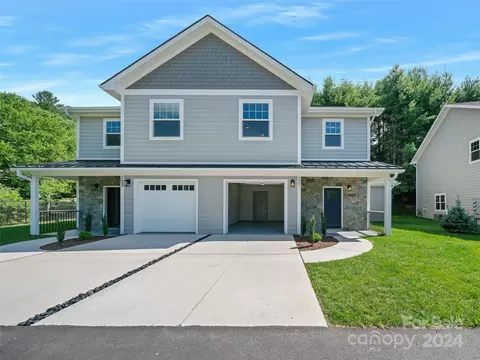 200 Red Twig Unit 201 Ln UNIT 201, Burnsville, NC 28714