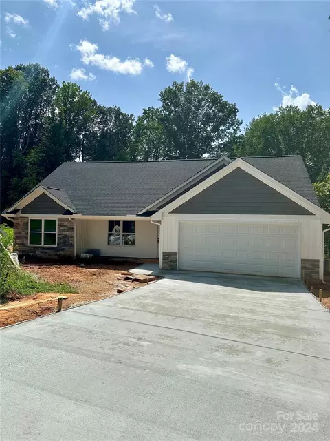 1004 Osprey Ln, China Grove, NC 28023