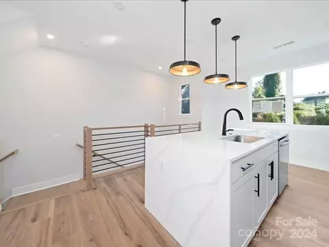 8009 Elevate Ct, Charlotte, NC 28205 photo 10