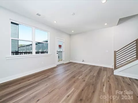 8009 Elevate Ct, Charlotte, NC 28205 photo 13