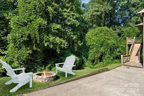 16 Crossing Ln, Sylva, NC 28779 photo 30