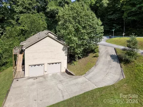 16 Crossing Ln, Sylva, NC 28779 photo 28