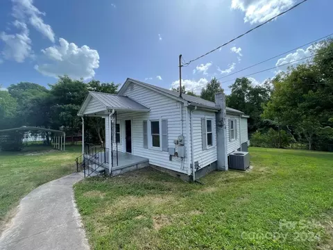 120 Charlwood Dr, Gastonia, NC 28052