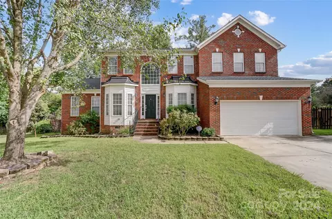 4152 Oakton Ridge Ct, Matthews, NC 28105