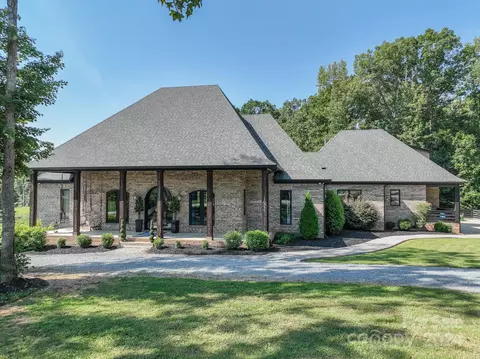 1022 Flat Rock Dr, Monroe, NC 28110