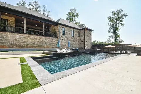 Exterior - 1022 Flat Rock Dr, Monroe, NC 28110 photo 8 of 12